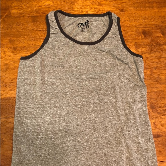 Tank Top Bundle - Picture 2 of 7